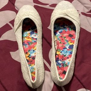 Size 11 flats